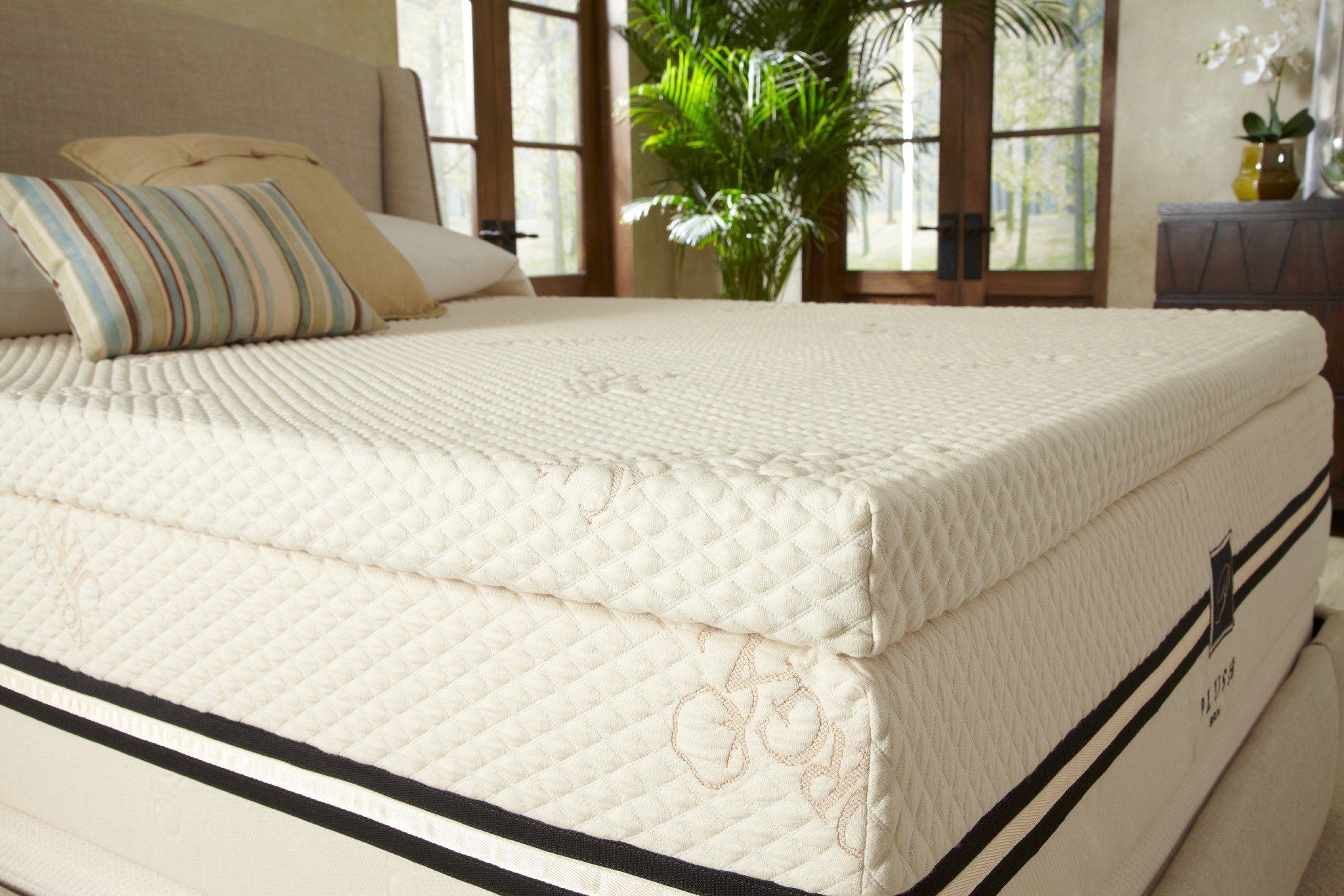 How To Keep Your Sheets Tight  Bed sheet sizes, Bed without footboard,  Memory foam bed frame